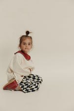 Sweater Carner Claude's Curiosities