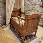 French baby bed