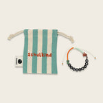 Perlenarmband Schulkind in mint/orange und schwarzen Schriftperlen