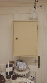 hanging box "Severin"