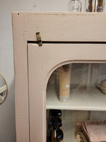 altrosa Vitrine